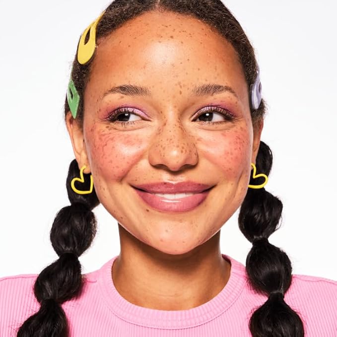 essence Hydra Kiss Lip Oil, Intense Hydration & Glossy Finish, Infused with Hyaluronic Acid, Vitamin E & Jojoba Oil, Vegan & Cruelty Free (05 | Midnight Mystery)