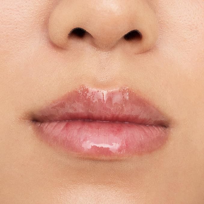 essence | Hydra Kiss Lip Oil |Intense Hydration & Glossy Finish | Infused with Hyaluronic Acid, Vitamin E & Jojoba Oil | Vegan & Cruelty Free (07 | Classy Glassy)
